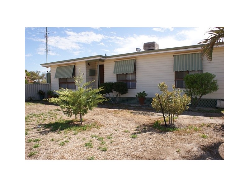 2 Howard Street, Three Springs WA 6519