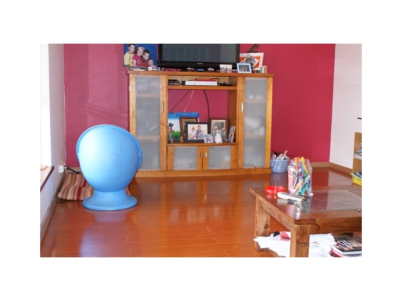 6 Sloper Vale, Dongara WA 6525