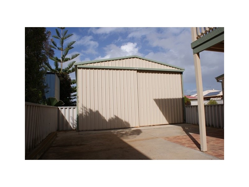 19 Seaview Court, Port Denison WA 6525