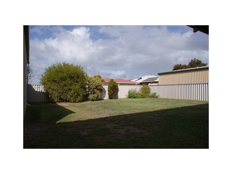 19 Seaview Court, Port Denison WA 6525