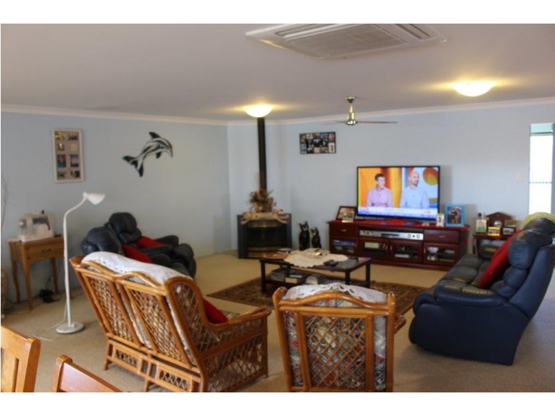 6 Sea Ripple Avenue, Port Denison WA 6525