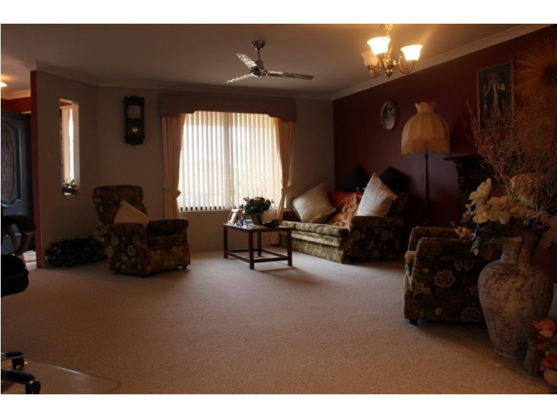 6 Sea Ripple Avenue, Port Denison WA 6525