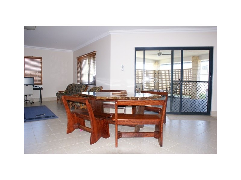 16 Mason Crescent, Port Denison WA 6525