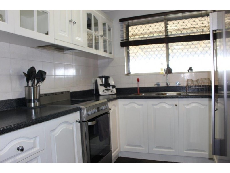 14 Scott Road, Dongara WA 6525