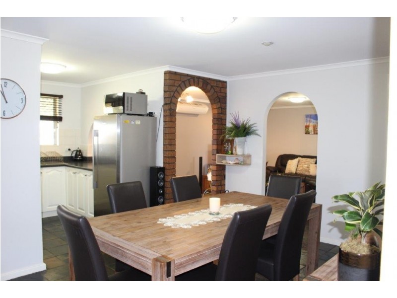 14 Scott Road, Dongara WA 6525