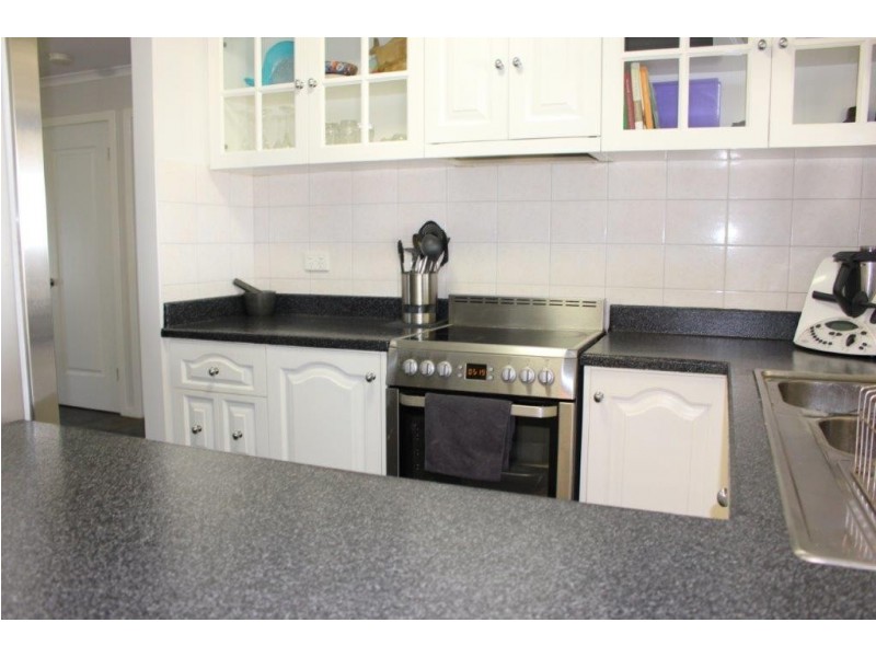 14 Scott Road, Dongara WA 6525