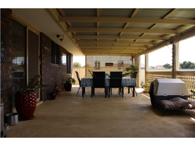 14 Scott Road, Dongara WA 6525