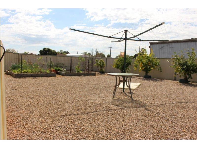 14 Scott Road, Dongara WA 6525