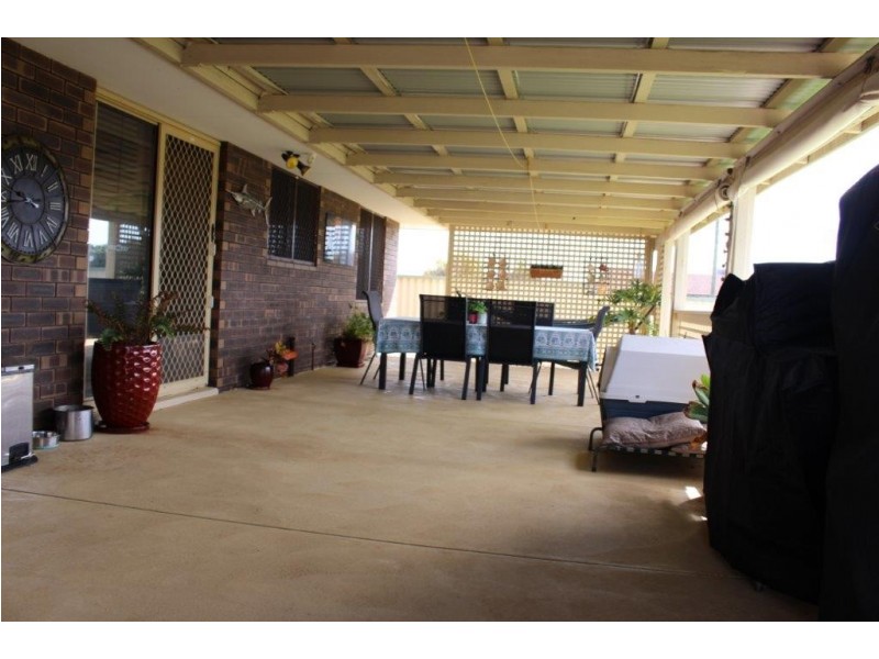 14 Scott Road, Dongara WA 6525