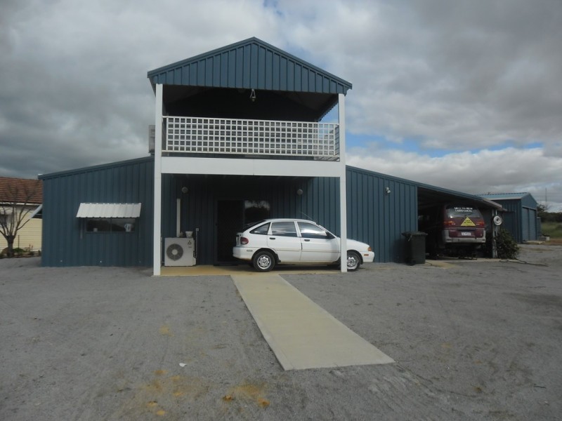 3 Railway Ave, Carnamah WA 6517