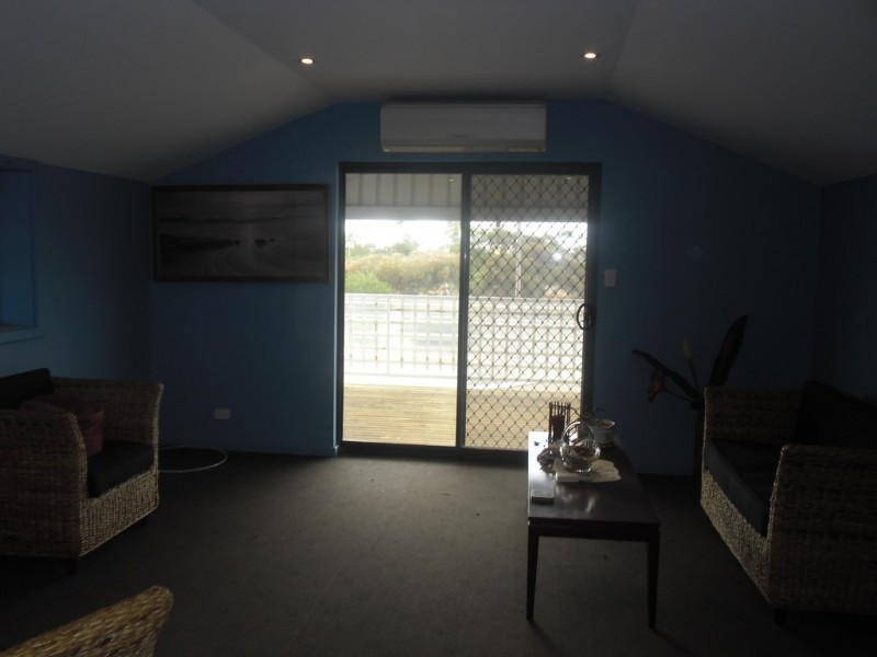 3 Railway Ave, Carnamah WA 6517