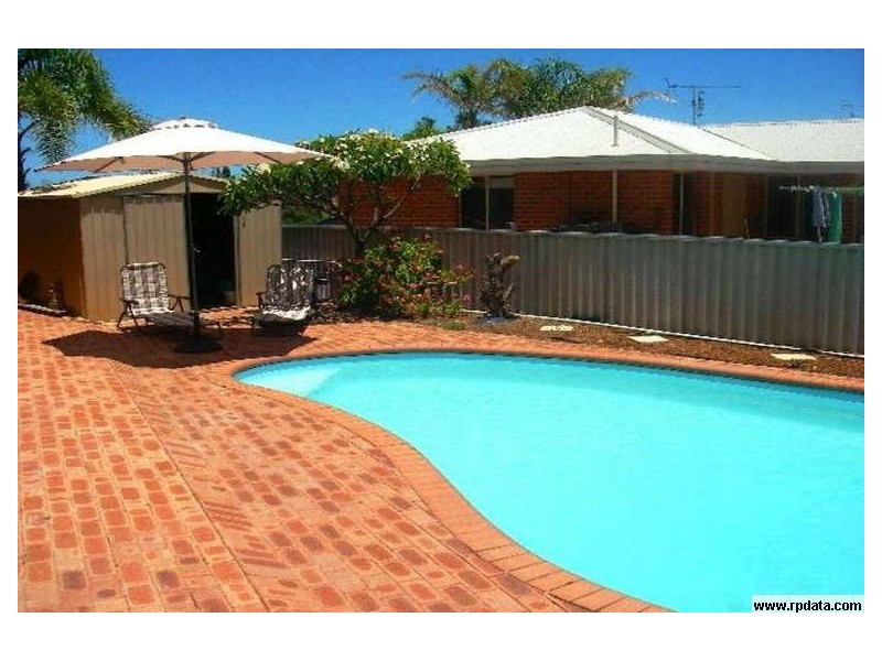 2 Hendy Street, Port Denison WA 6525