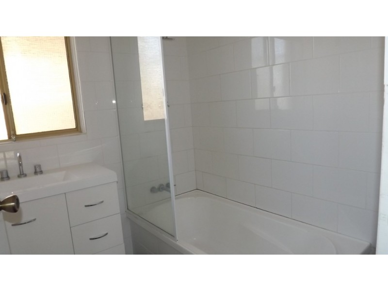 2 Hendy Street, Port Denison WA 6525