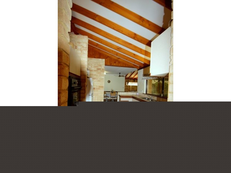 6 Delmage Street, Dongara WA 6525