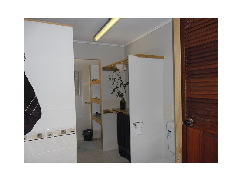 10 Robertson Street, Carnamah WA 6517