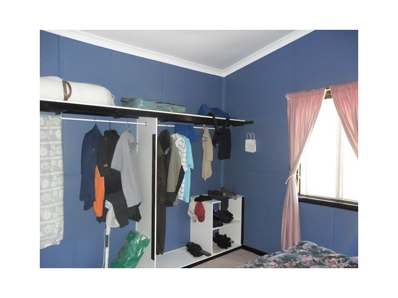 10 Robertson Street, Carnamah WA 6517