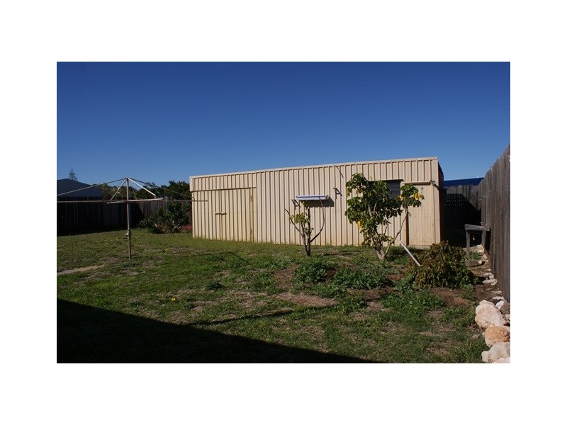 5 Carnarvon St, Port Denison WA 6525