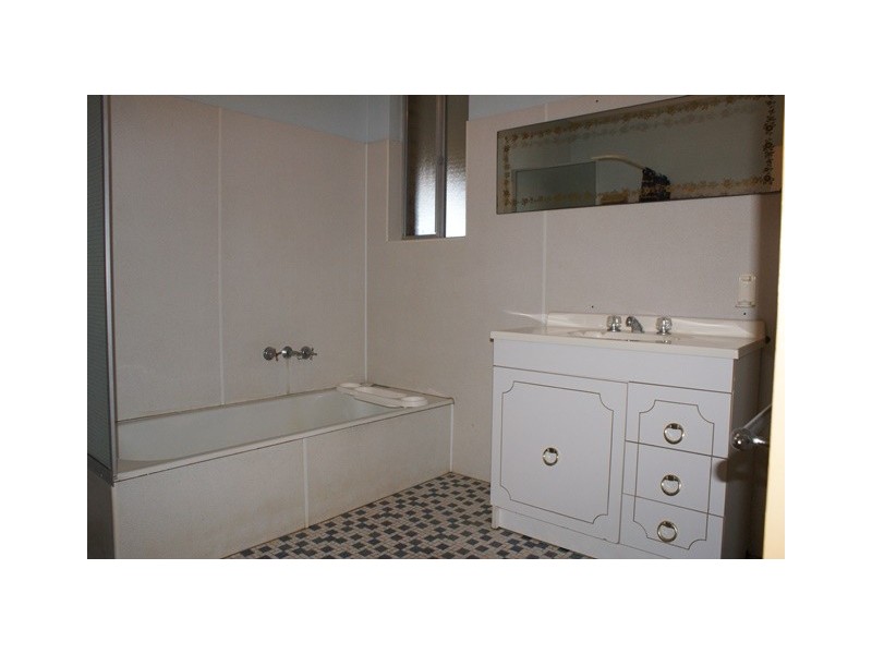 5 Carnarvon St, Port Denison WA 6525