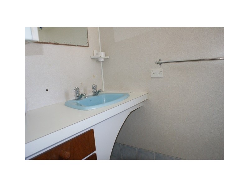 5 Carnarvon St, Port Denison WA 6525