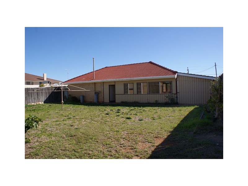 5 Carnarvon St, Port Denison WA 6525