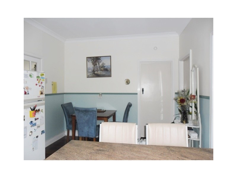 11 Caron St, Carnamah WA 6517