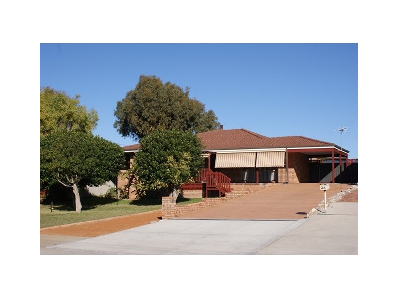 31 Church St, Dongara WA 6525