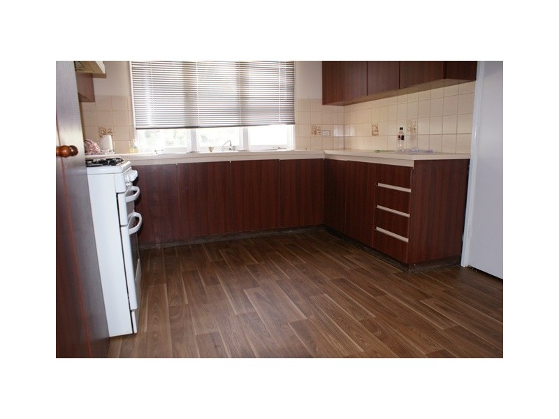 3 Church St, Dongara WA 6525