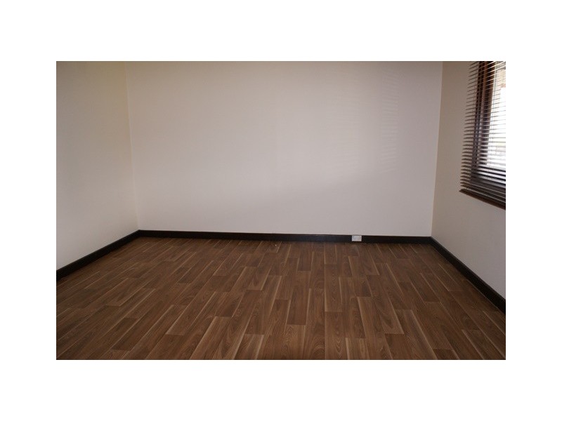 3 Church St, Dongara WA 6525