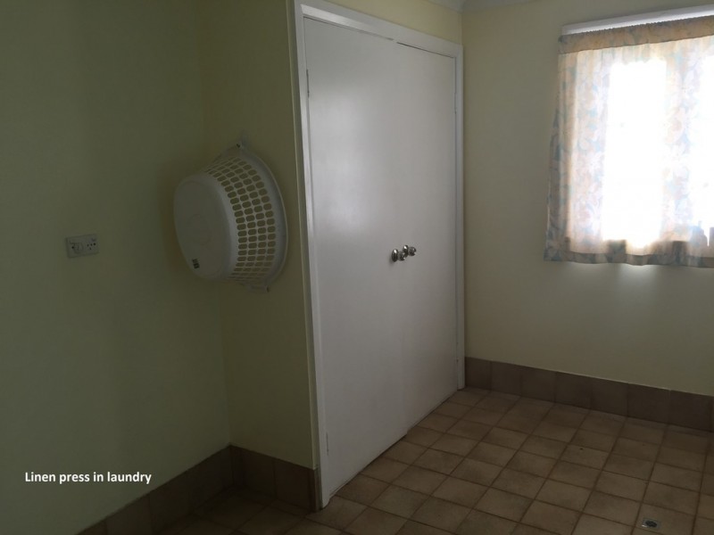 8 Niven Crescent, Carnamah WA 6517