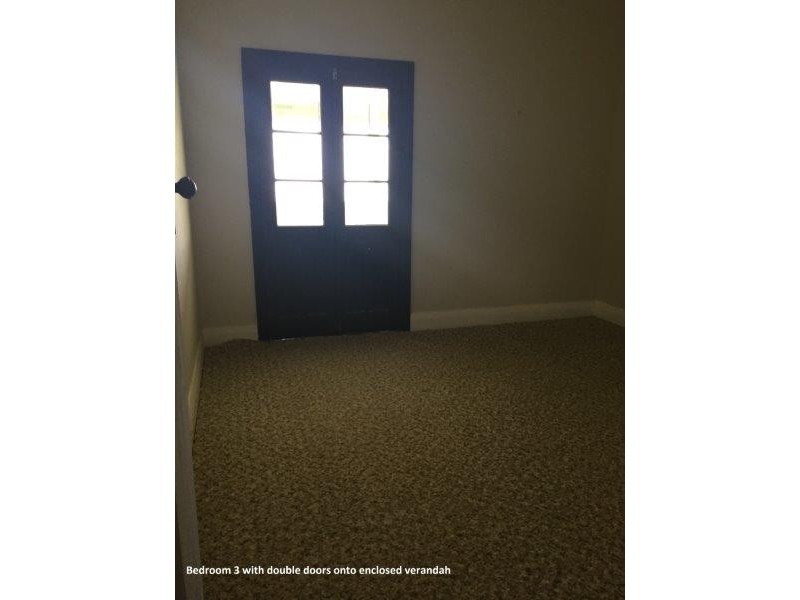 8 Niven Crescent, Carnamah WA 6517