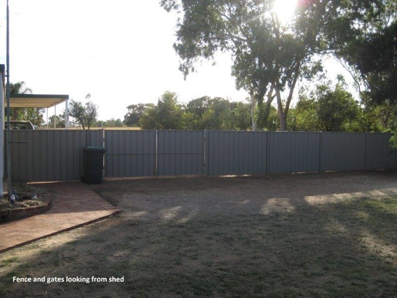 8 Niven Crescent, Carnamah WA 6517