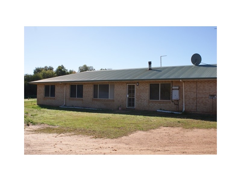 65 Brennand Road, Dongara WA 6525