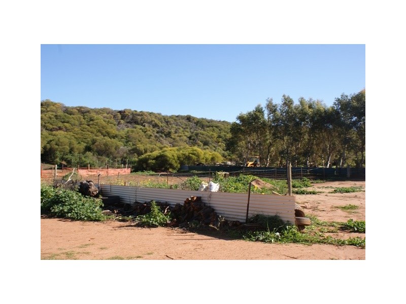 65 Brennand Road, Dongara WA 6525