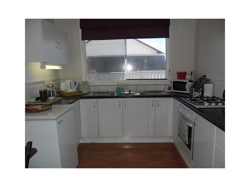 14 Railway Ave, Carnamah WA 6517