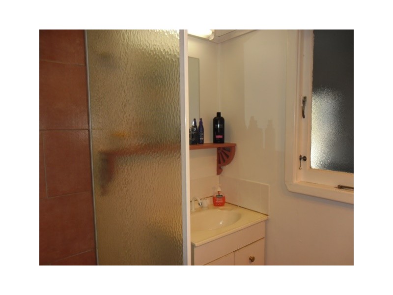 14 Railway Ave, Carnamah WA 6517