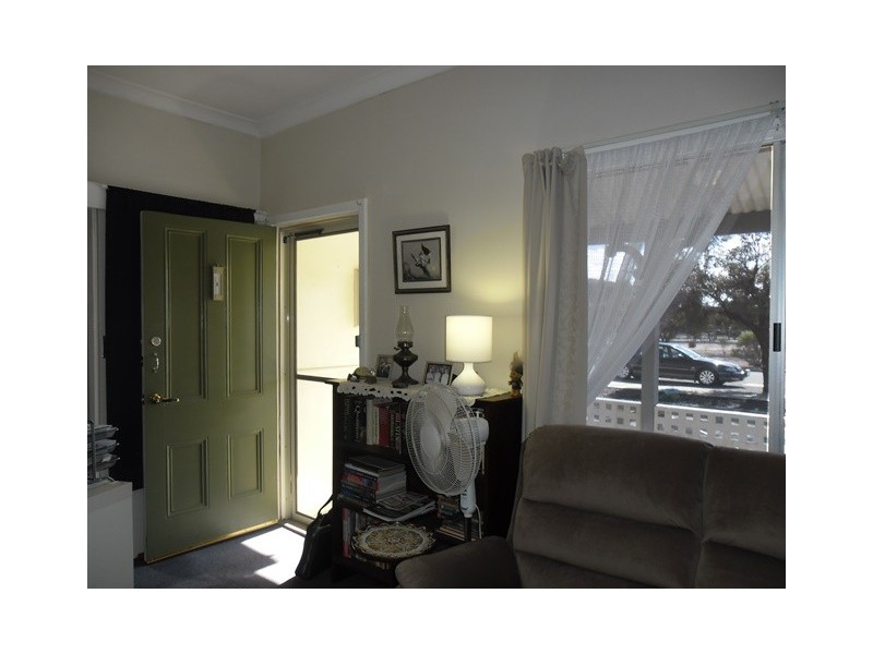 14 Railway Ave, Carnamah WA 6517