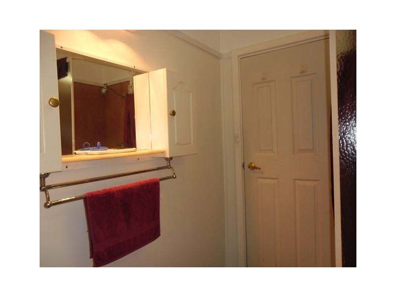 14 Railway Ave, Carnamah WA 6517