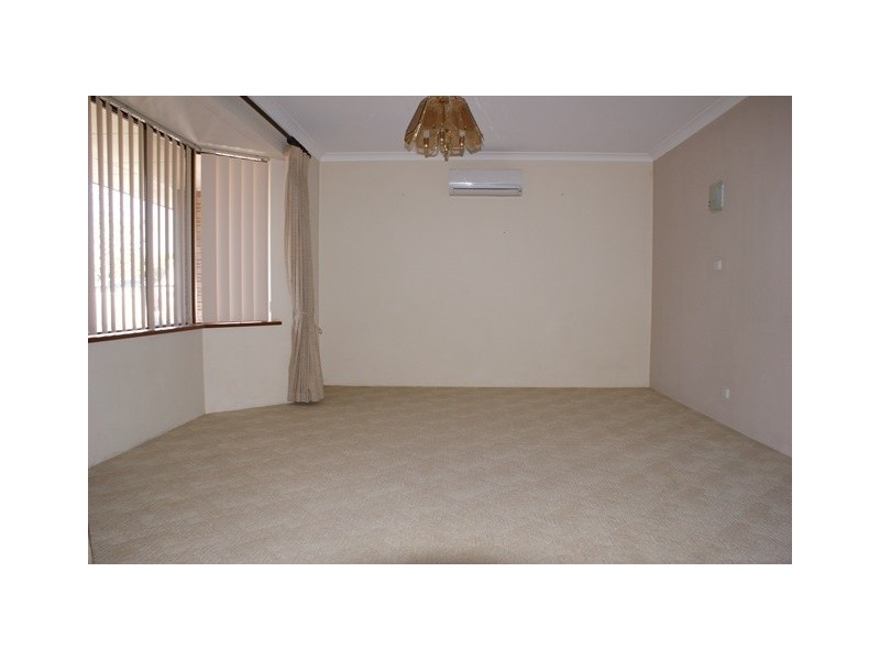 27 Clemintina Road, Dongara WA 6525