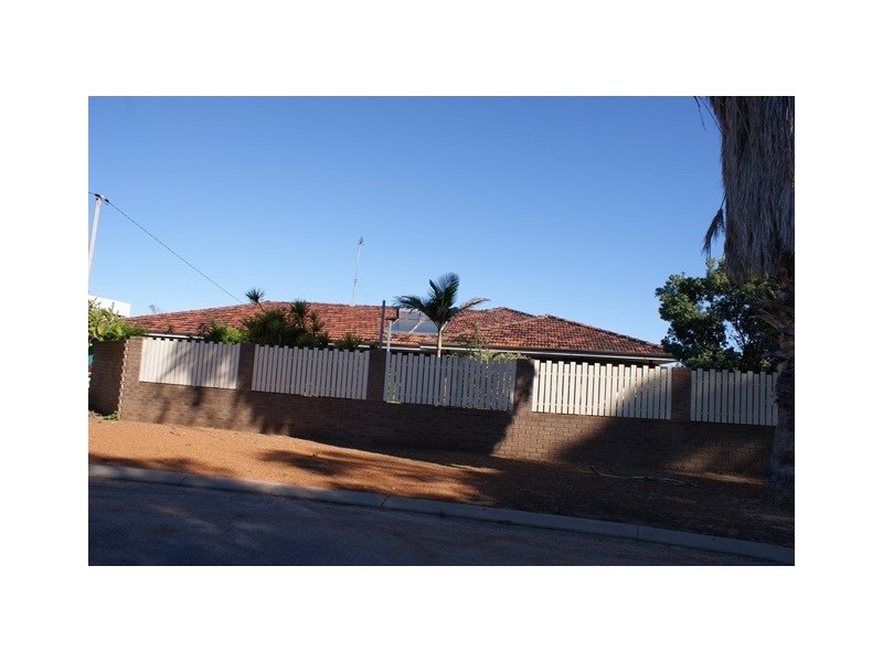 27 Clemintina Road, Dongara WA 6525