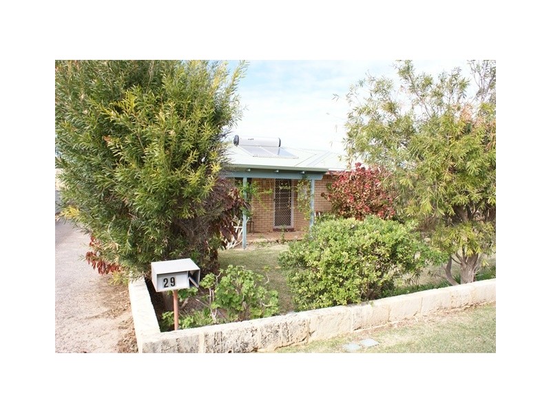 29 Carnarvon St, Port Denison WA 6525
