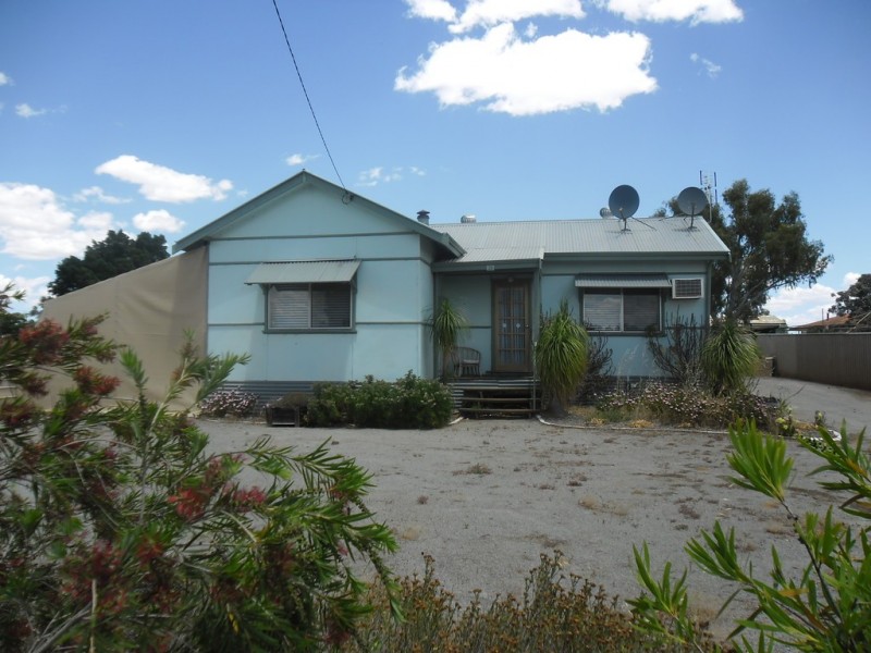 22 Railway Avenue, Carnamah WA 6517