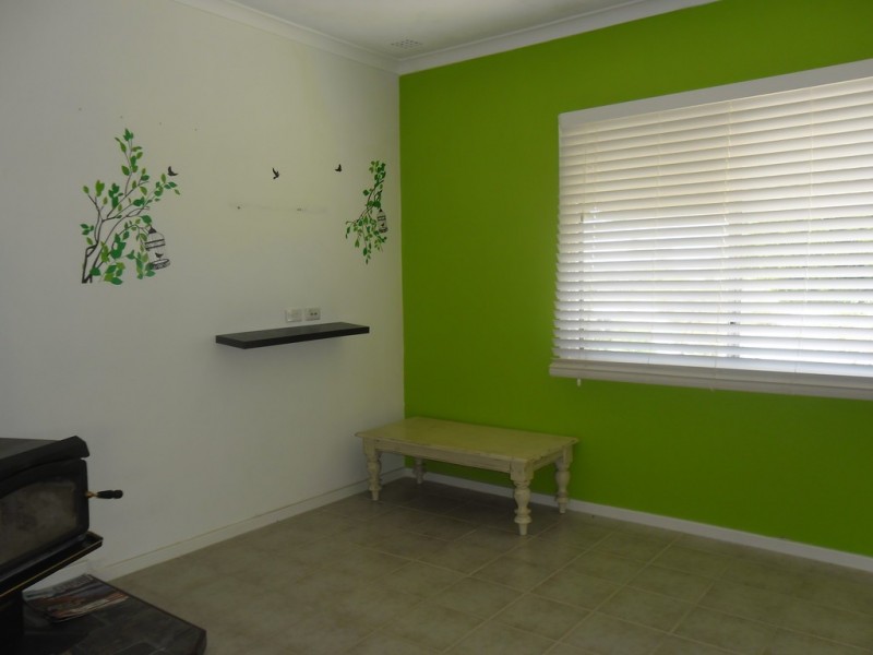 22 Railway Avenue, Carnamah WA 6517