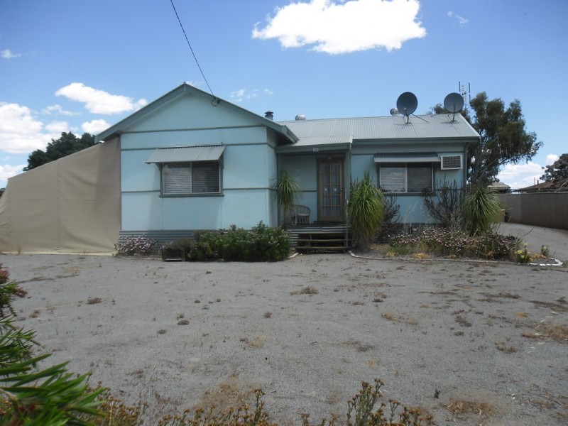 22 Railway Avenue, Carnamah WA 6517