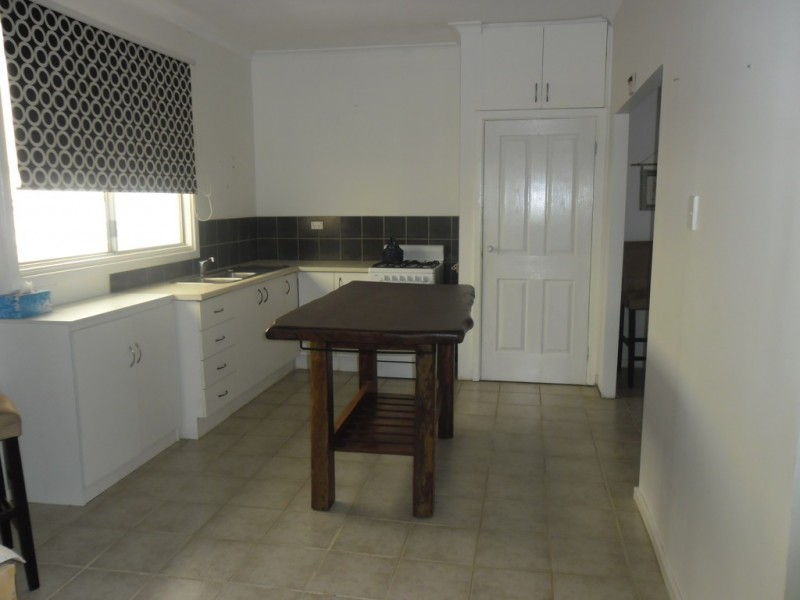 22 Railway Avenue, Carnamah WA 6517