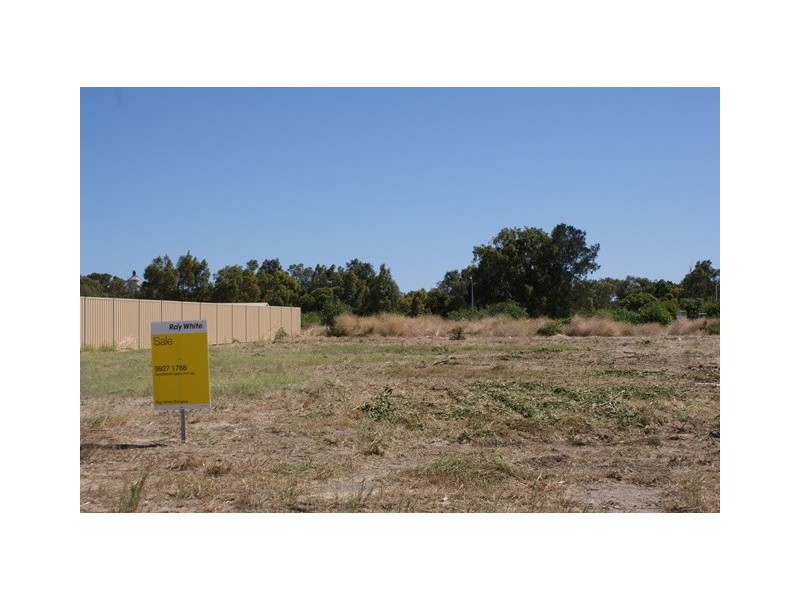 14 Cardwell Gardens, Dongara WA 6525