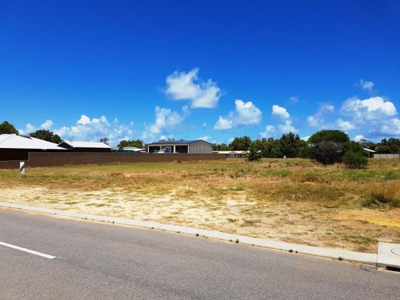14 Cardwell Gardens, Dongara WA 6525