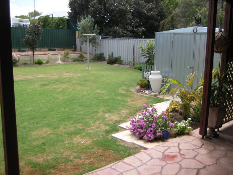 8 Canny Place, Port Denison WA 6525