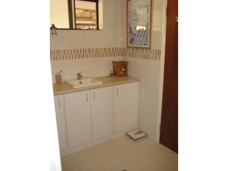 8 Canny Place, Port Denison WA 6525