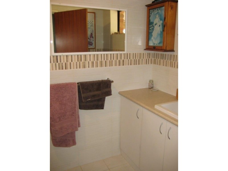 8 Canny Place, Port Denison WA 6525