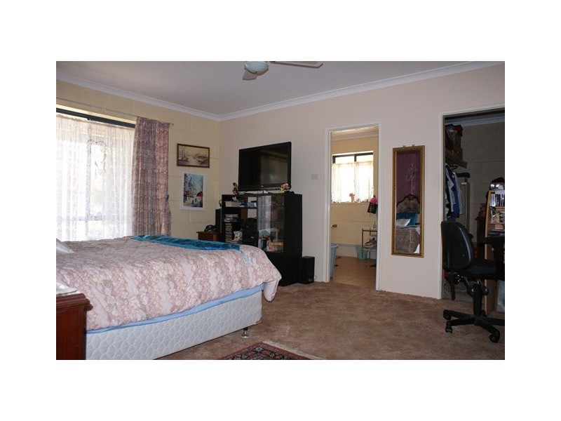 24 Sea Ripple Ave, Port Denison WA 6525